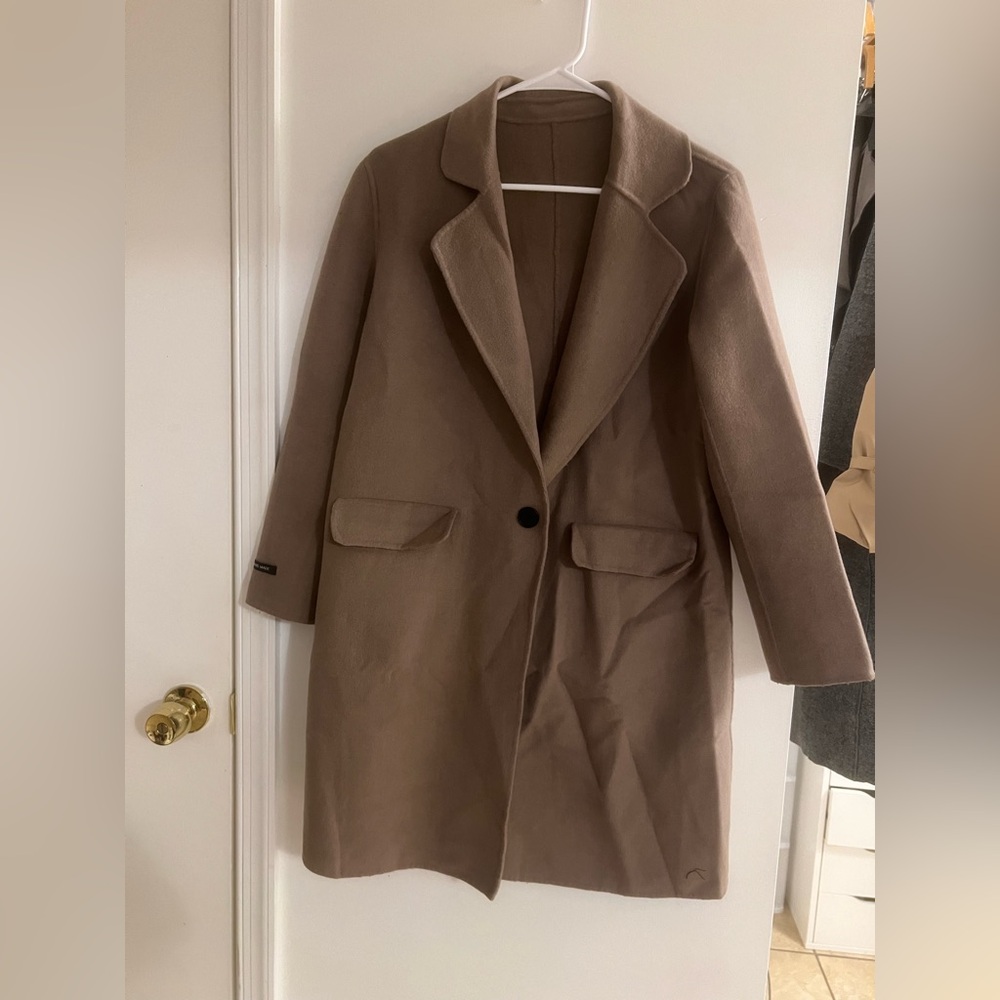 Women's Tan Coat